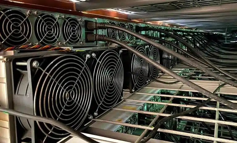 اسیک ماینر چیست؟ معرفی دستگاه استخراج اسیک (ASIC miner) 3 اسیک ماینر