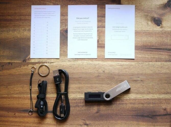 کیف پول لجر؛ آموزش استفاده از Ledger Wallet 4 کیف پول لجر
